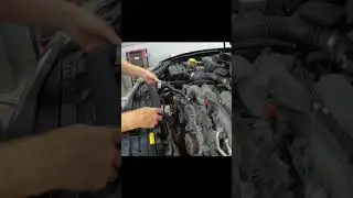 Замена треснувшего и протекающего радиатора своими руками #cars #mechanic #autos #subaru