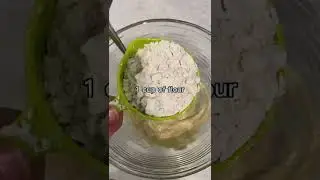 Baking cookies with 4 ingredients! 🍪