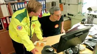 Redderne- Patientkørsel (1:4)