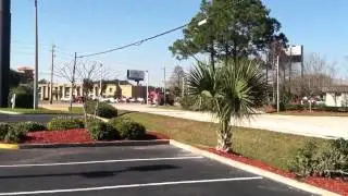 Jacksonville Fire Engine & Rescue 44 Responding
