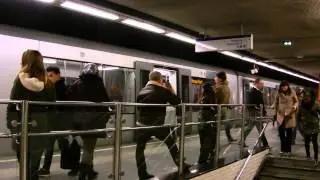 RET metro type SG3 komt aan op 