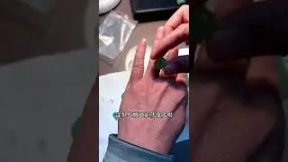 那麼多裂的石頭，竟然切大漲？|#哈軒翡翠大餅| #緬甸翡翠#天然翡翠#玉雕設計#玉石珠宝#翡翠挂件