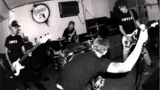 Sweep the leg johnny - the face perpendicular to the shoreline