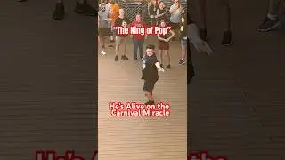 &ldquo;SMOOTH CRIMINAL&rdquo; 🤣 Carnival Miracle Nov 2025 #carnival cruise #michaeljackson