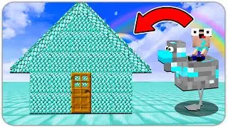 NOOB SURVIVAL in DIAMOND WORLD in MINECRAFT! HOW TO SURVIVE?