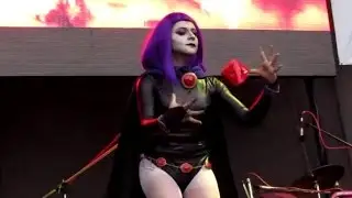 RAVEN TEEN TITANS COSPLAY [Día del Cómic Festival]