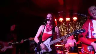 Hinds @ Costello Club Madrid