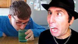 RAGAZZO BEVE VOMITO VERDE - PARODIA