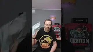 Unboxing retro gry, oraz szybki gameplay.