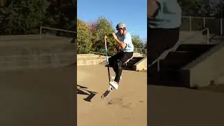World&rsquo;s Tallest Scooter VS Fingerwhip!🛴 #scooter #skatepark #spanner #spannerflip #nopman
