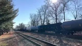 CSX 476 AC44CW Leads CSX Q434 With friendly crew