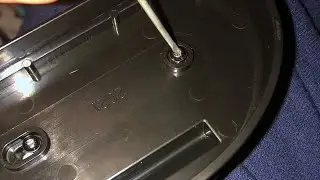How to remove the bases from Nascar 1:64 diecasts