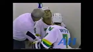 NHL Dec. 8, 1990 Larry DePalma,MIN v Tony Horacek,PHI Minnesota North Stars Philadelphia Flyers
