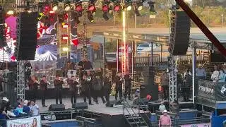 Chuy Lizárraga/ el rey de mil coronas, el muchacho alegre y la cuichi. 