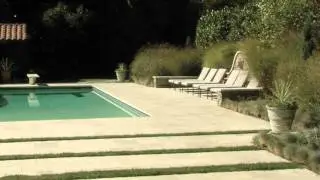 Contemporary Pool Deck Design