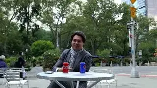 Cola va Pepsi ichib mazza qiladigan Prezidentlar! Colani tekin tarqatishgani va Pepsi bilan raqobat