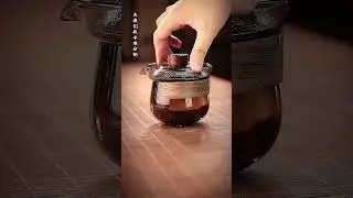 High-value anti-scalding covered bowl Kung Fu tea set...