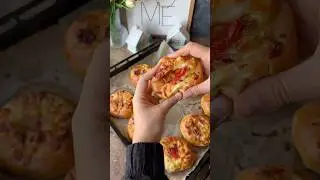 &ldquo;Pizza Poğa&ccedil;a Tarifi | Kahvaltıya ve &Ccedil;aya Pratik, Lezzet Bombası!&rdquo;