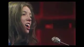 Claire Hamill - Live - Please Stay Tonight - Old Grey Whistle Test - 1973