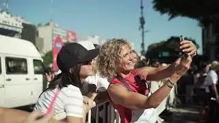 ROGELAZO EN EL OBELISCO CON MARU BOTANA