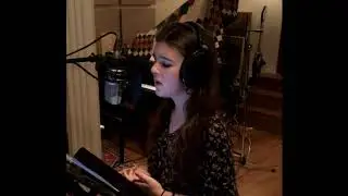 Sydney Meloche Bio and Demo