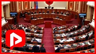 E fortë/ Socialistët sherr mes tyre në parlament!