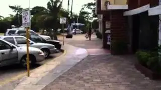 Av. Tulum in Cancun