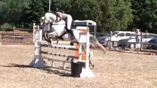 JYRCA GAAT SPRINGEN??, BEAUDINE GAAT OP JUMPING, veel paarden rijden, weekvlog -RPh-