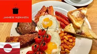Full English breakfast - her er der bruges for en stor tallerken!