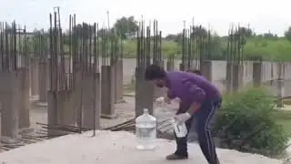 Большой кусок натрия против 5 литров воды  2 2Na + 2H2O &rarr;2NaOH + H2