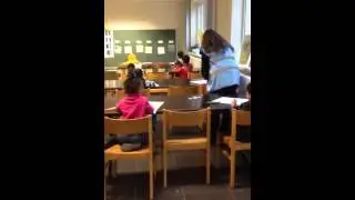 Les Nederlands in het noodopvangcentrum in Sijsele