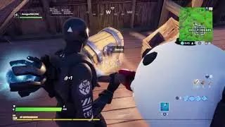 I Find Tomato and Durr Burger Mural