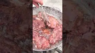 cooking veal with pickled pomegranate #food #cooking #keşfet #azerbaijan #kebab #recipe