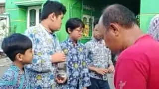 LIVE!! Antri Nungguin Martabak Azura Lagi di Goreng