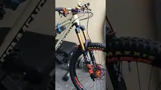 Commencal META AM in Full Hope Components