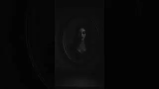 Ona nadal tam siedzi. #mrocznehistorie #shorts #creepystory #strach #horrorpl #pov #subskrybuj