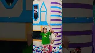 #colors #balls #youtubekidschannel #kidsplay #mariasolomia #детскийцентр #happy #happychildren