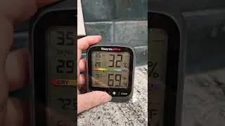 Reliable bluetooth temp & humidity monitor with batteries