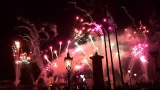 IllumiNations: Reflections of Earth - Epcot Fireworks (Dic 2017)