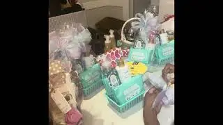 Small Inexpensive Cuties: Only 3 Items To Make A Nice Gift Basket 