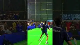 #outdoorbadminton #badmintonhighlights #badmintonlovers #badmintonindonesia #trickshots #shorts #bwf