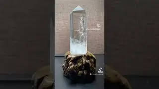 #clearquartzcrystal #crystalpoint #crystalpoints #crystalhealings #crystalhealingstones #natural