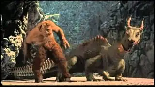 THEE CORMANS * Creature's Crawl ( Wild Instr. Surf Rock ) Video by Slania
