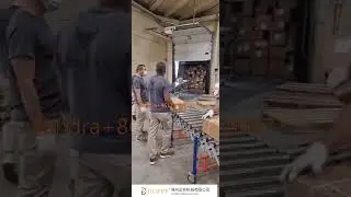 Duffy flexible roller conveyor for container loading and unloading