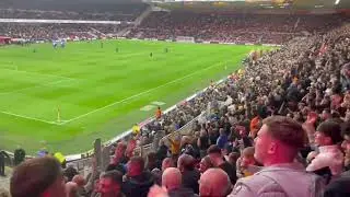 No words needed: AMAZING Leeds United fans vs Middlesbrough away