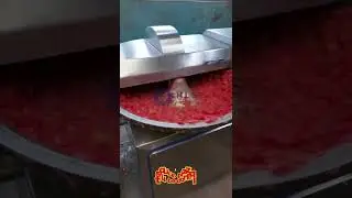 The process of making tomato sauce #machine #factoryupgrade
