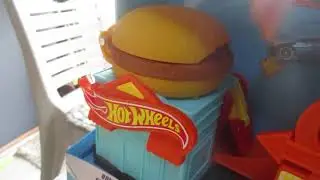 New gift - Burger dash, Hot Wheels set. 19 March 2021.