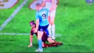 State of Origin 2015 Game 2. Robbie Farah roughing up Jonathan Thurston, then an All-in Melee.