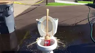 Will it Flush? - Dr Pepper and Mentos