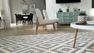 THE CHAIR RACE (stop motion)